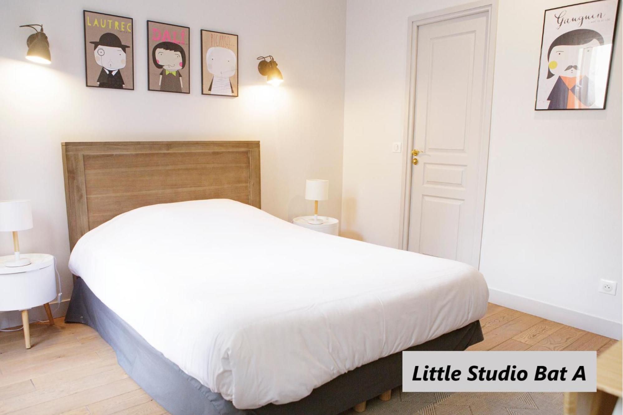 Apparts De L'Oncle Louis แวร์ซาย ภายนอก รูปภาพ