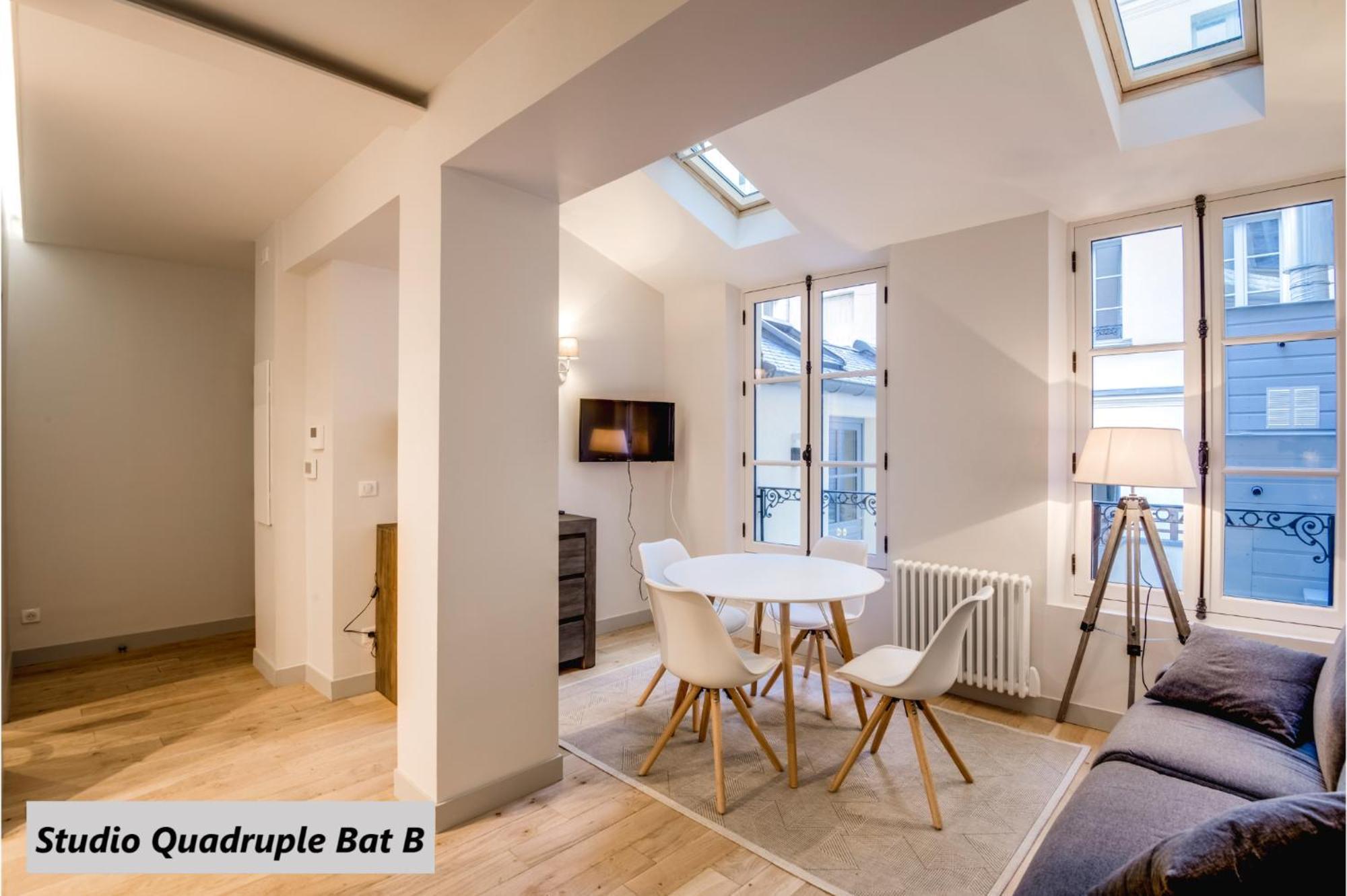 Apparts De L'Oncle Louis แวร์ซาย ภายนอก รูปภาพ