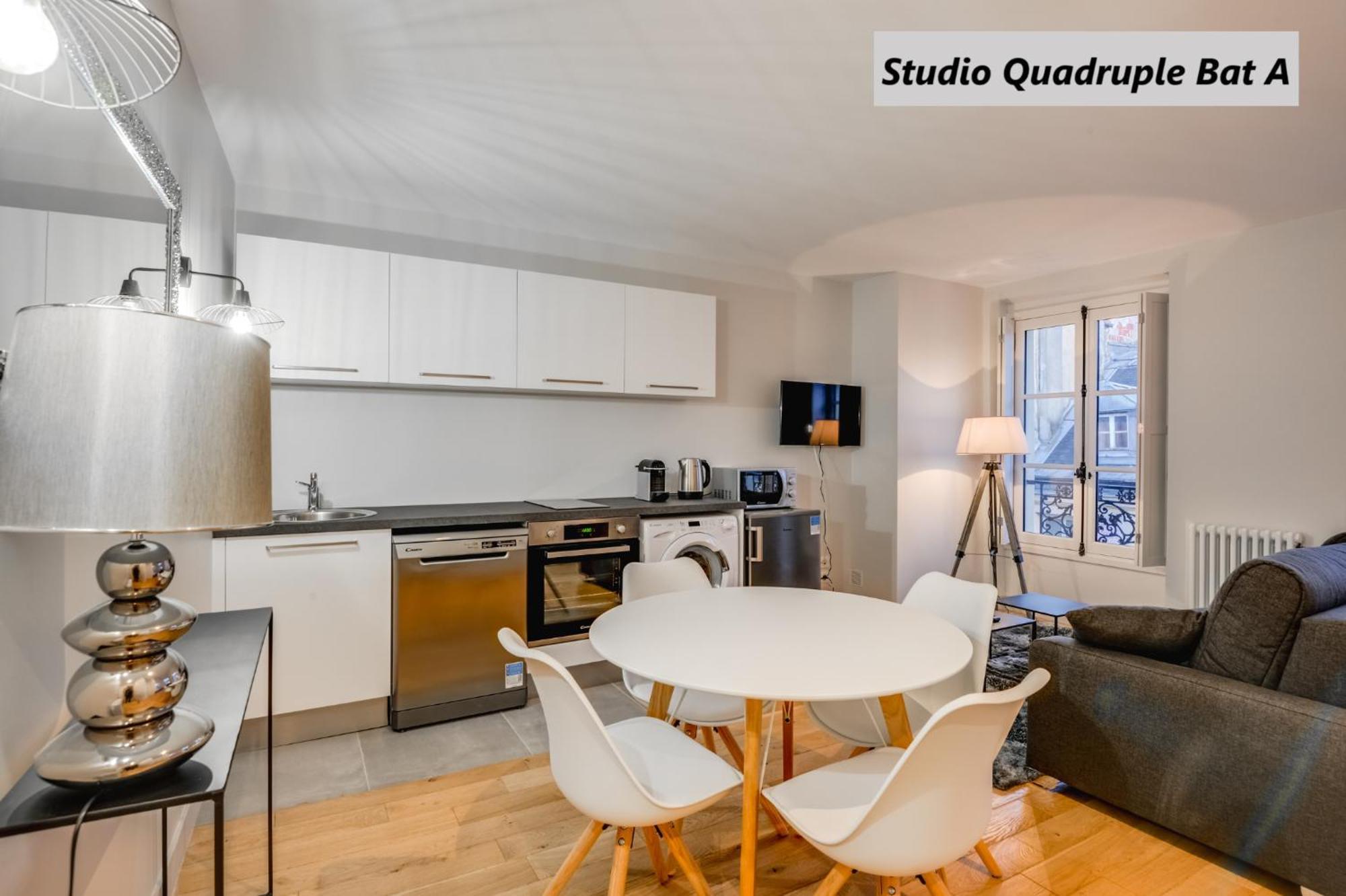 Apparts De L'Oncle Louis แวร์ซาย ภายนอก รูปภาพ
